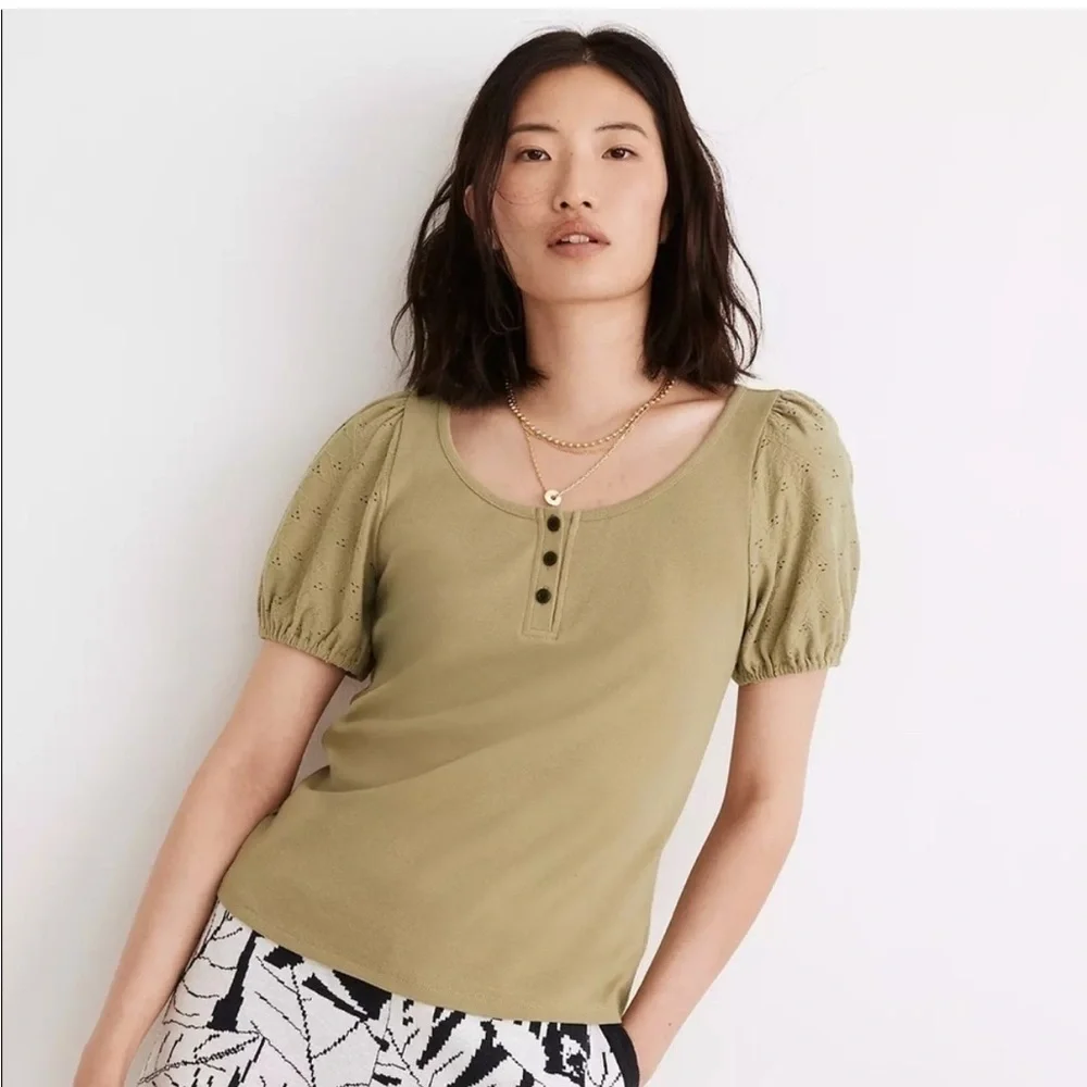 Madewell Boho Wyelet Puff Sleeve Too Size Small in Ash Green